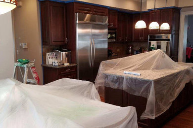 Kitchen - 1950s kitchen idea in Chicago