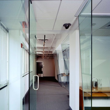 Frameless Office & Conference Rooms