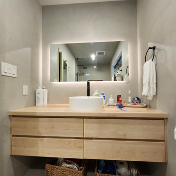 Project Raq (bathrooms)