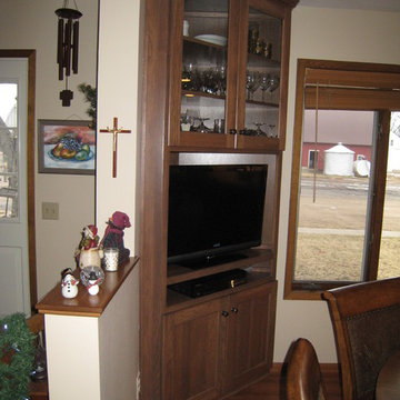 HICKORY KITCHEN CABINETRY