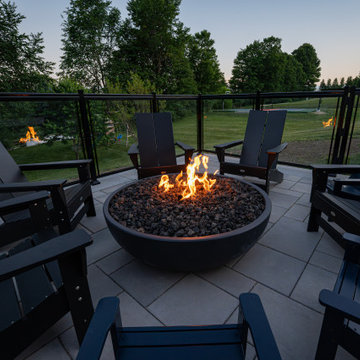 Contemporary Fire Pit Lounge & Outdoor Gathering Space