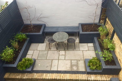 Design ideas for a contemporary garden in London.