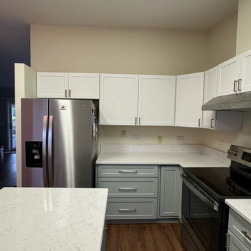Beautiful Kitchen Remodel Done with Two-Tone Cabinets