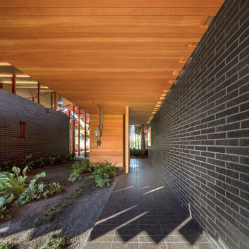 Houzz Tour: Wild Cats