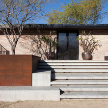 Porch/front Steps