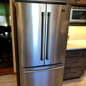 Cambridge Kitchen Remodel Koch Cabinets Hickory Stone MSI Quartz Peppercorn Whit