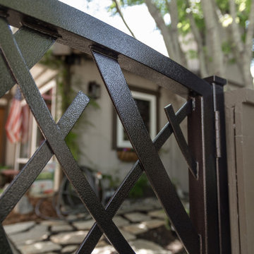 Small Courtyard Gate Modern in Fair Oaks