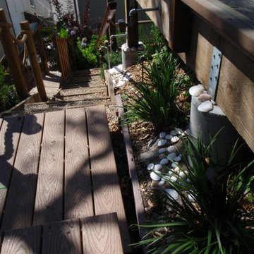 Steep Hillside = Quickest Path to the Beach!