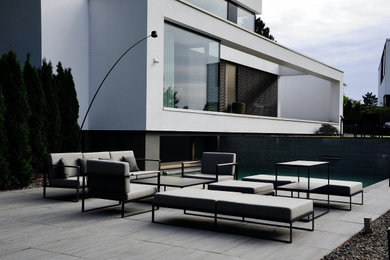 Moderne Terrasse in Sonstige