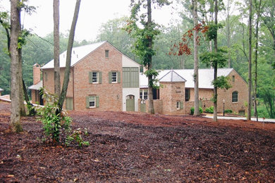 Inspiration for a farmhouse exterior home remodel in New Orleans
