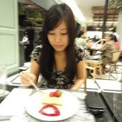 Andreani Sutjiady's photo
