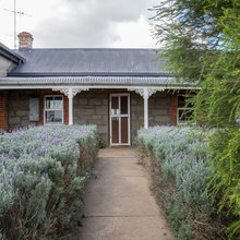 Roots of Style: How Did Your Rural Australian Home Get Its Look?