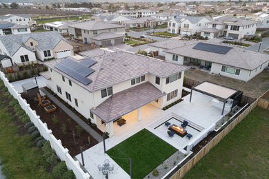 Inspiration for a contemporary deck remodel in San Francisco