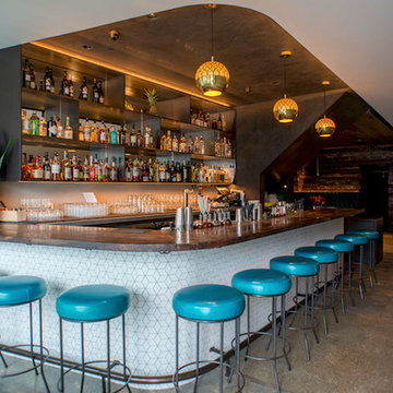 FEATURED CLIENT // WHITE CAP BAR