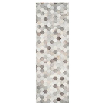 Safavieh Studio Leather Collection STL217 Rug, Ivory/Grey, 2'3" X 7'