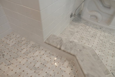 Inspiration for a craftsman bathroom remodel in Los Angeles