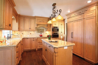 Inspiration for a kitchen remodel in Dallas