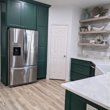 Billiard green kitchen
