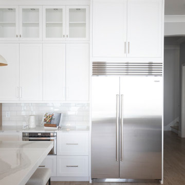 Milano + Classico - Designer White + Olmo Miele - Kitchen