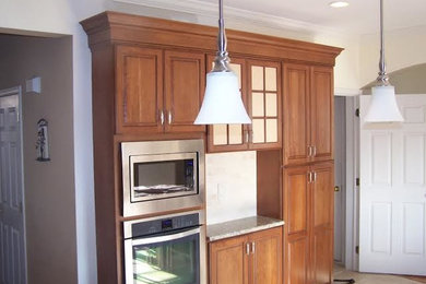 Inspiration for a transitional kitchen remodel in Philadelphia
