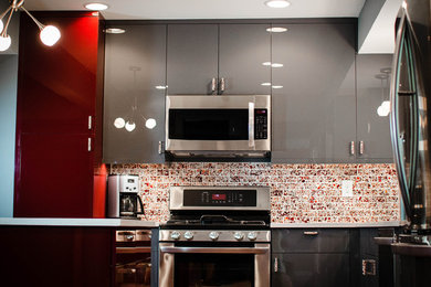 Kitchen - contemporary kitchen idea in Atlanta