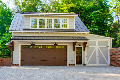 Garage photo in Richmond