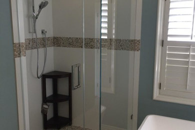 Transitional bathroom photo in Orange County
