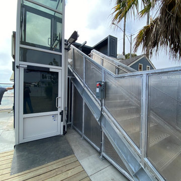 Long Beach Outdoor Wheelchair Lift