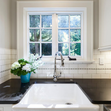 1935 Lake Oswego Kitchen