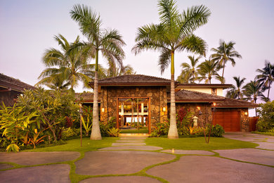 Island style exterior home photo in Hawaii