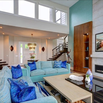 Lakefront Living