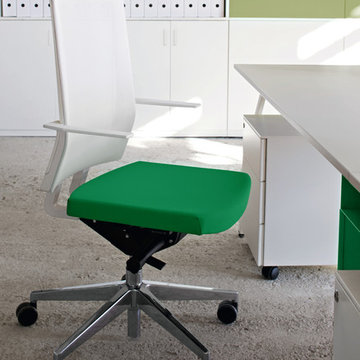 BLUE - office chair - designed by B&N - made by SINETICA (Italy)