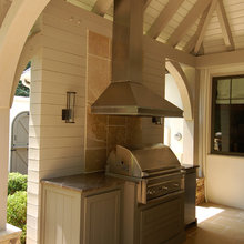 Outdoor Kitchen