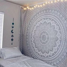 Rayna's Dorm Room