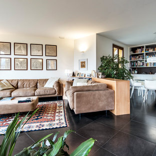 LAKEVIEW HOUSE