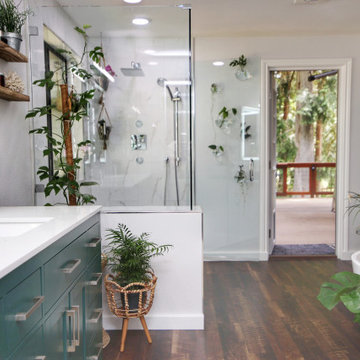 Carnation Bathroom