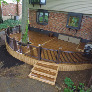 Curved Deck-Composite Rails with Lights