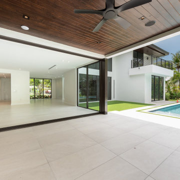 Contemporary Home - 10