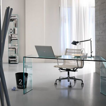 Tonelli - Penrose Desk