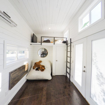 Tiny House Family