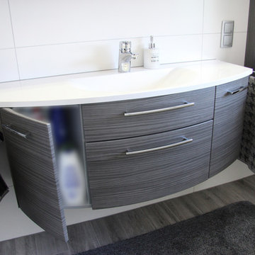 Modernisierung eines Badezimmers in München - Milbertshofen-Am Hart