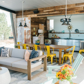 Bee Camp - TX Outdoor Living Space