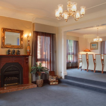 Traditional Living Room