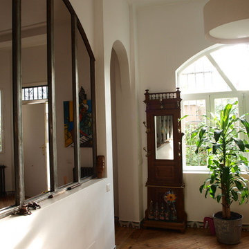 Obra y decoración salón y hall vivienda unifamiliar en madrid