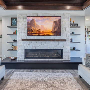 Serene Lakeside Elegance: A Tour of Shorewood's Dream Retreat