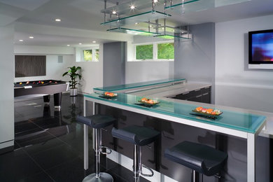 Trendy kitchen photo in New York