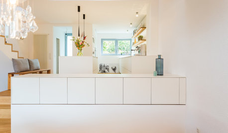 Wände raus! Ein Reihenhaus gewinnt durch eine helle, offene Küche