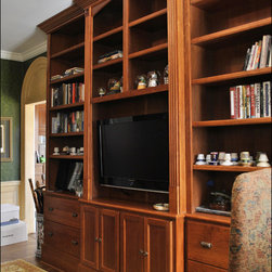 Traditional Built-In Library in Cherry - Furniture