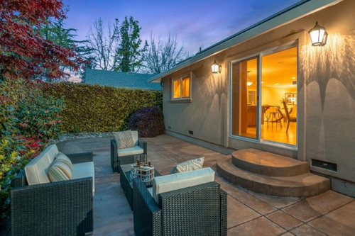 Deck design in small backyard