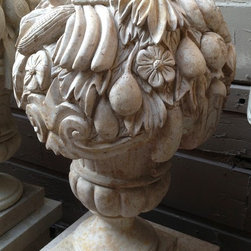 Planters and Urns - Products